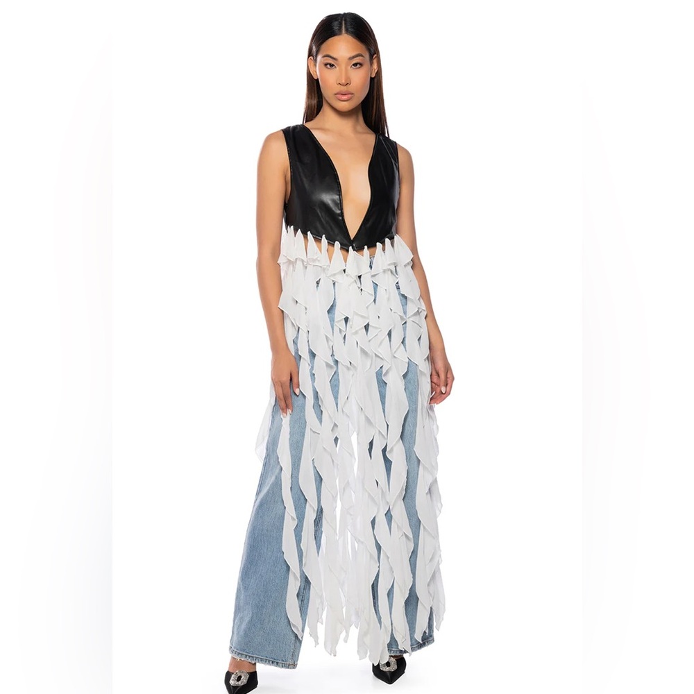 NWOT. AKIRA “Oh Honey” Waterfall Ruffle Vest In Black & White.  Never Worn.